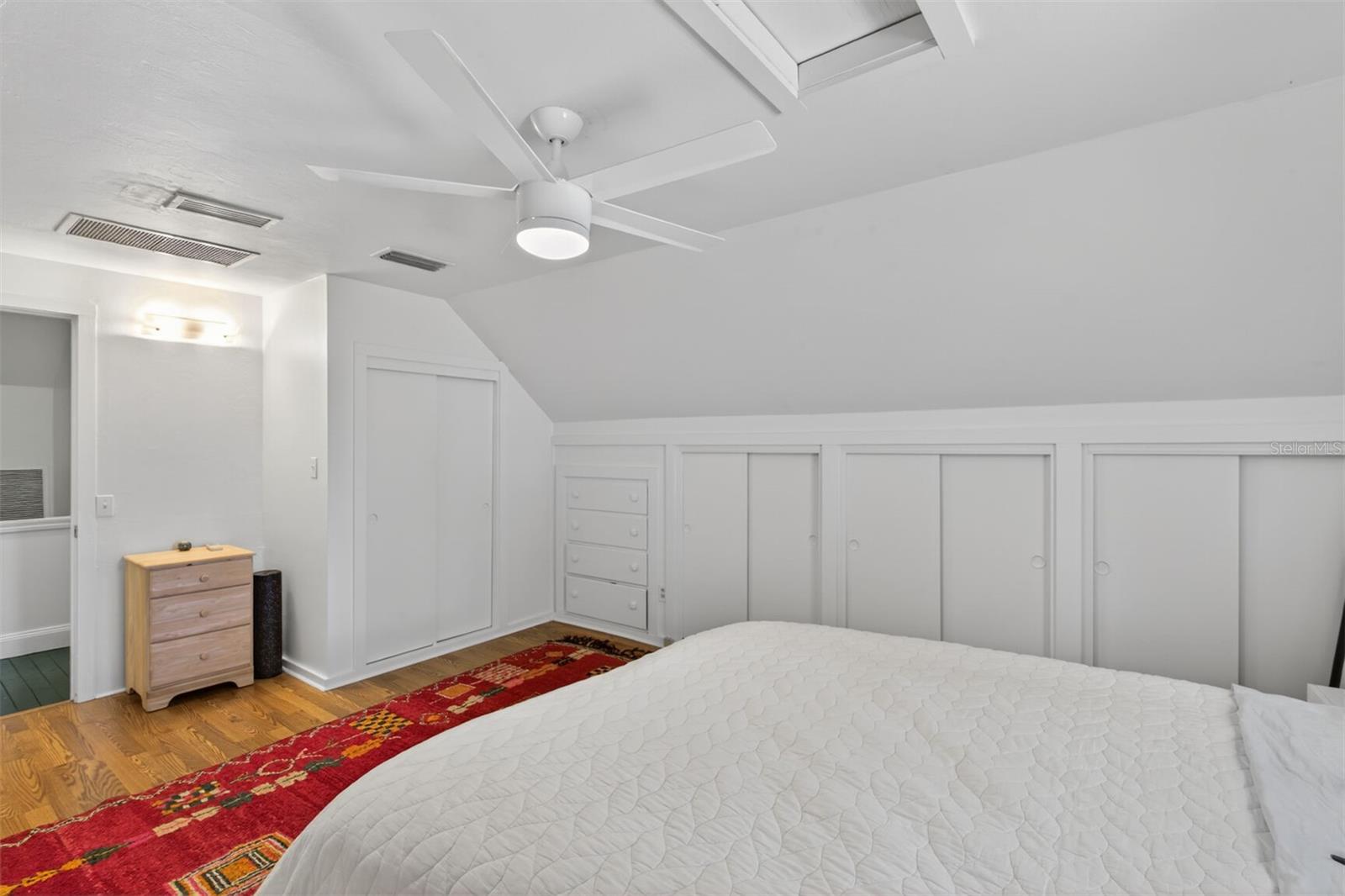 Image 27 of 32 For 531 Boulevard