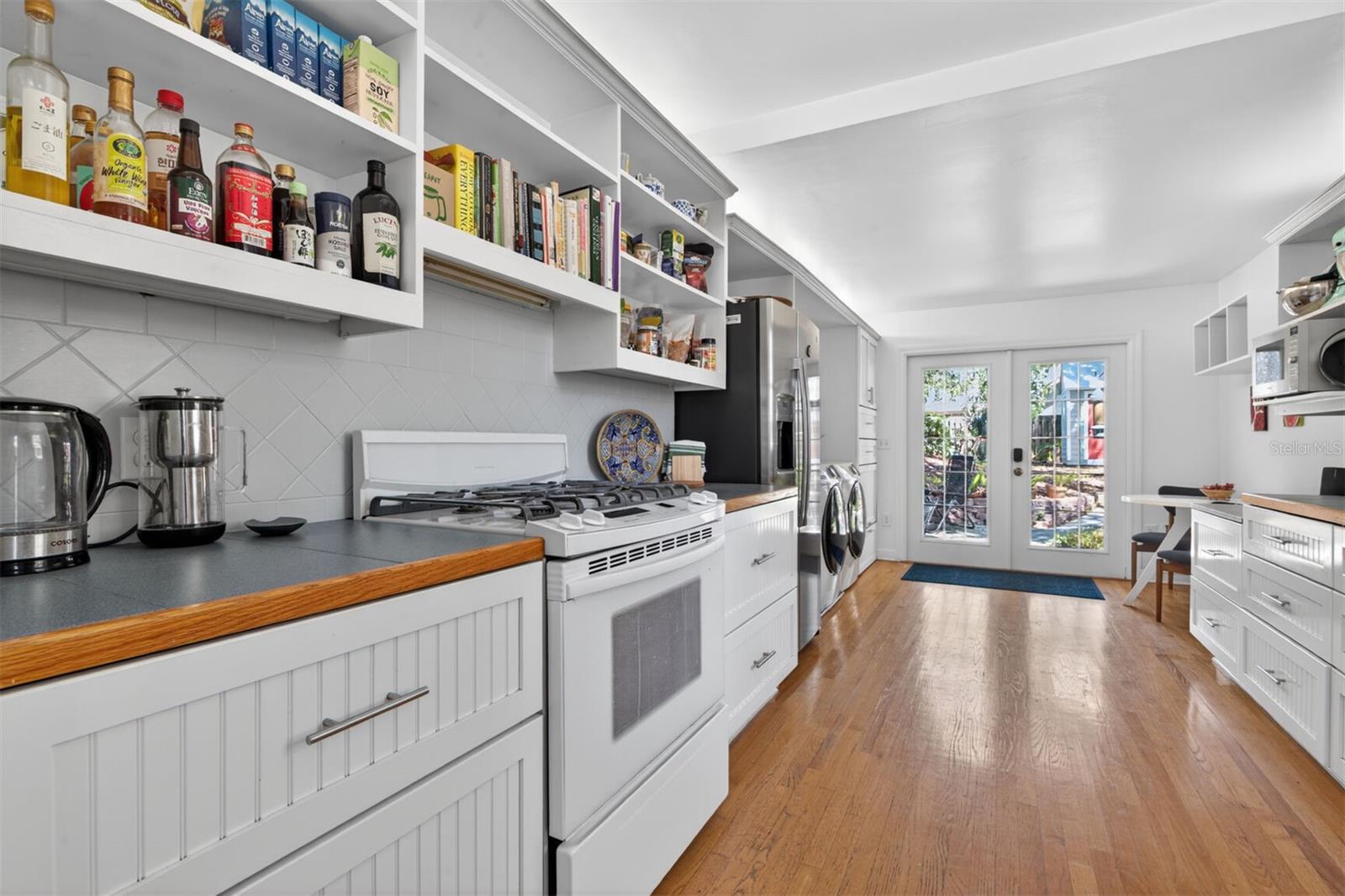 Image 5 of 32 For 531 Boulevard