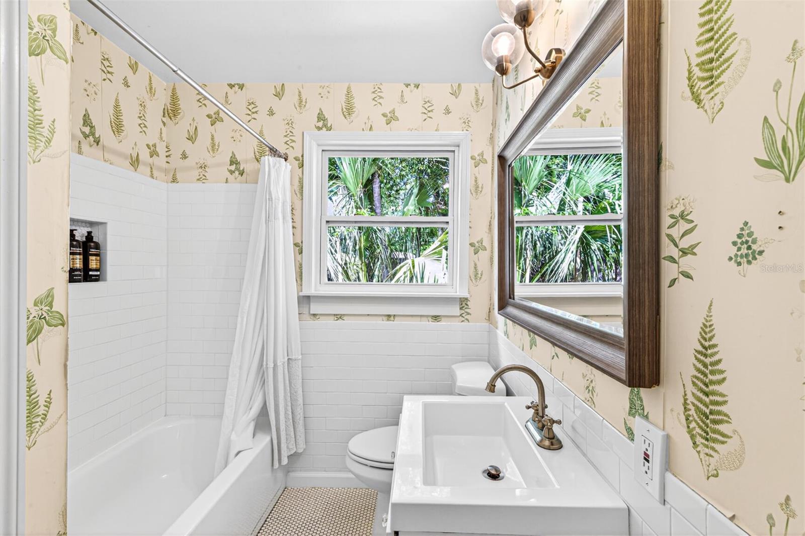 Image 11 of 20 For 1006 12th Avenue