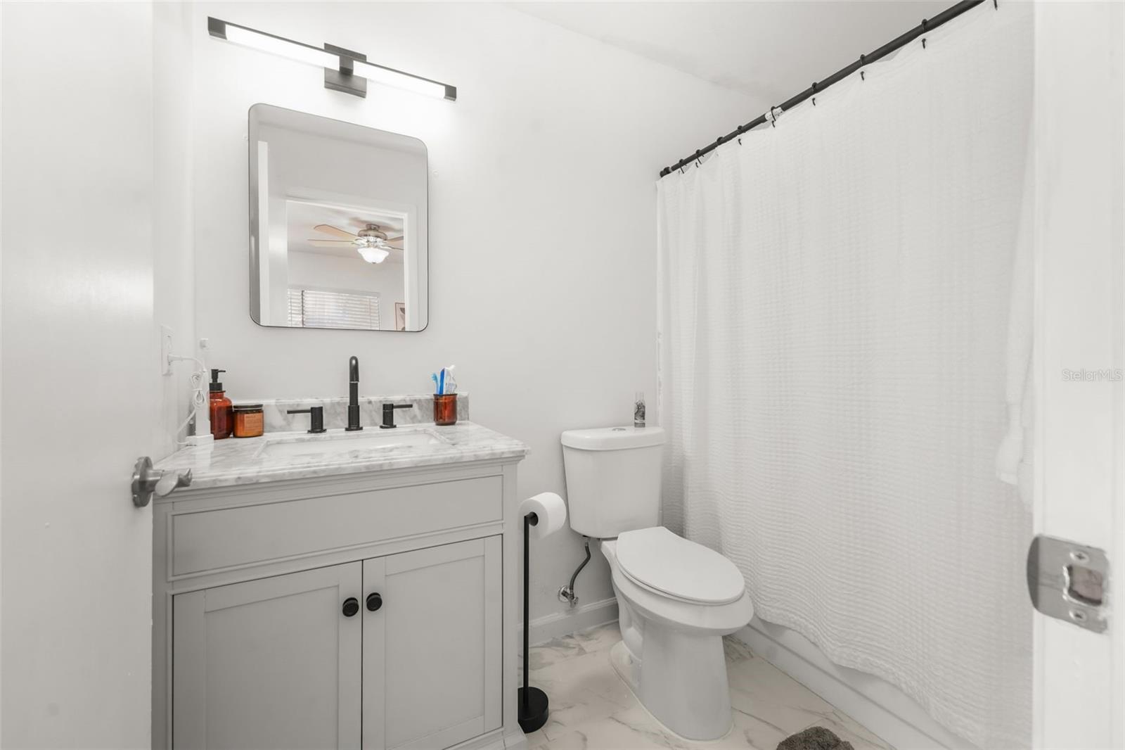 Image 11 of 21 For 2735 35th Place 903