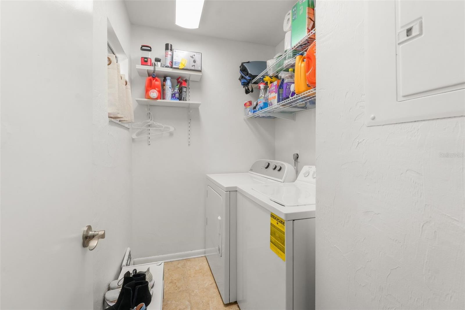 Image 15 of 21 For 2735 35th Place 903