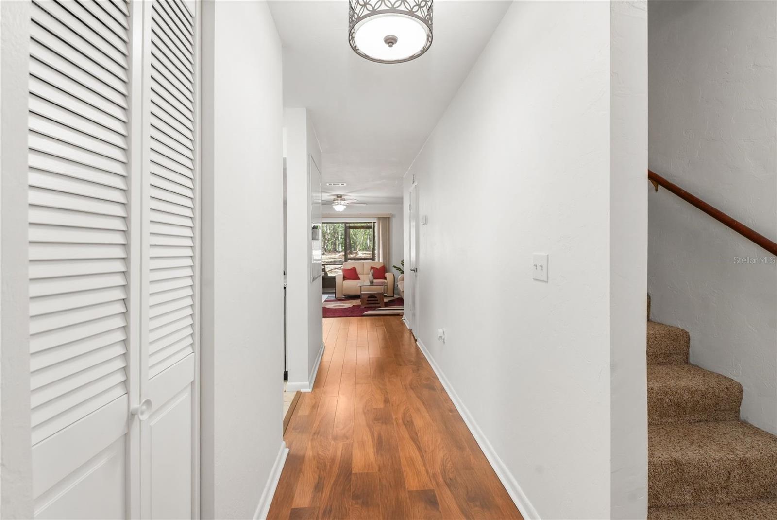 Image 2 of 21 For 2735 35th Place 903