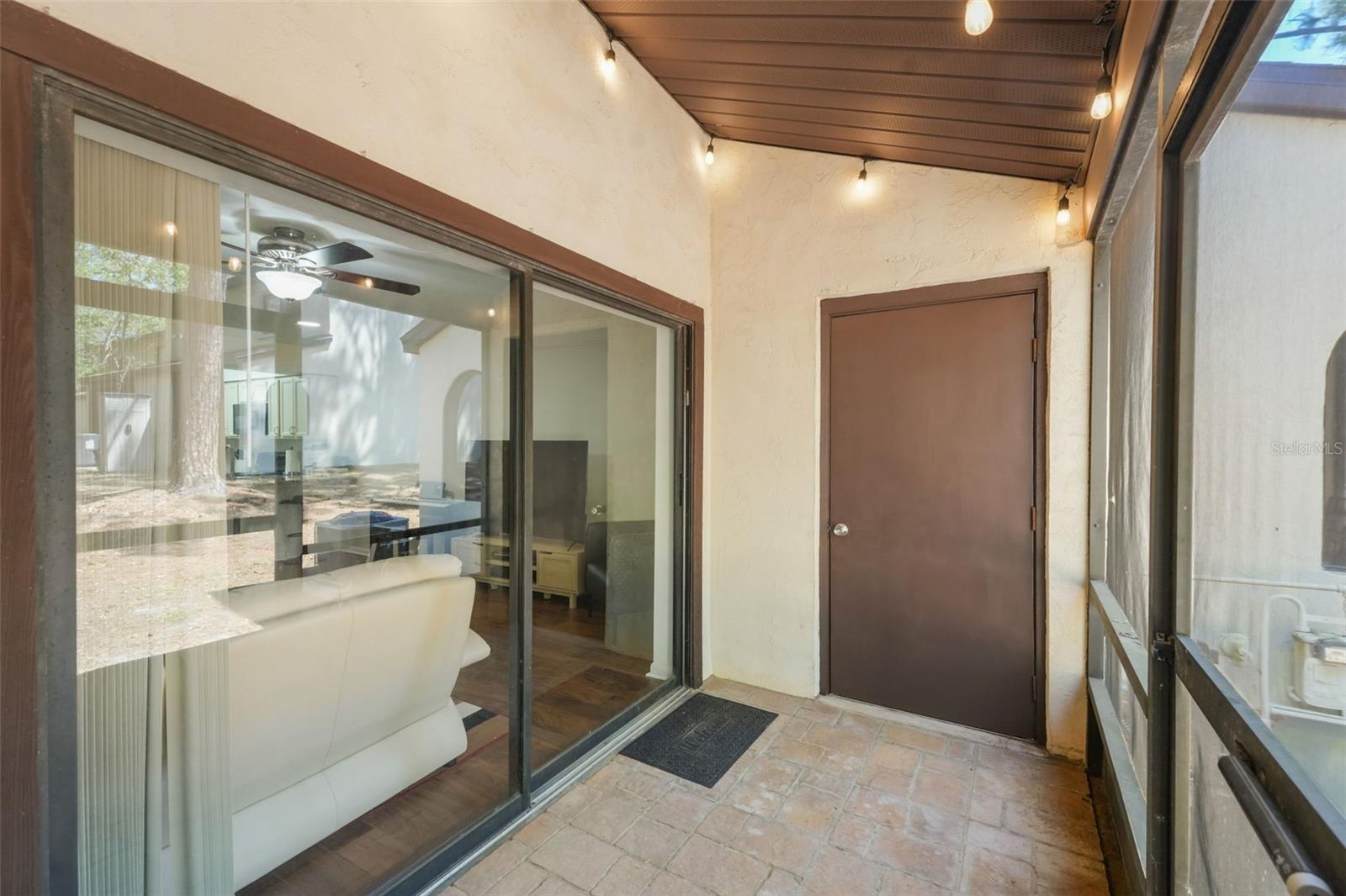 Image 20 of 21 For 2735 35th Place 903