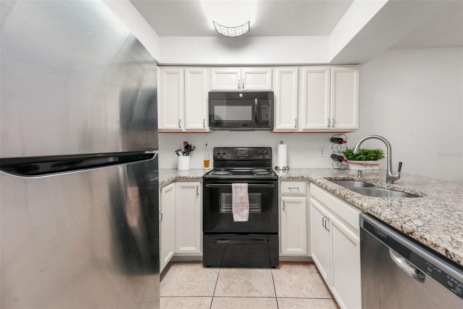 Image 7 of 21 For 2735 35th Place 903