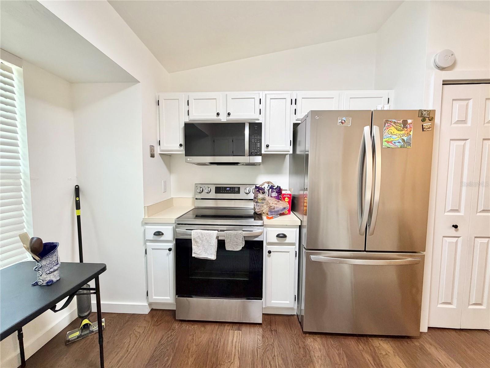 Image 4 of 26 For 421 48th Boulevard