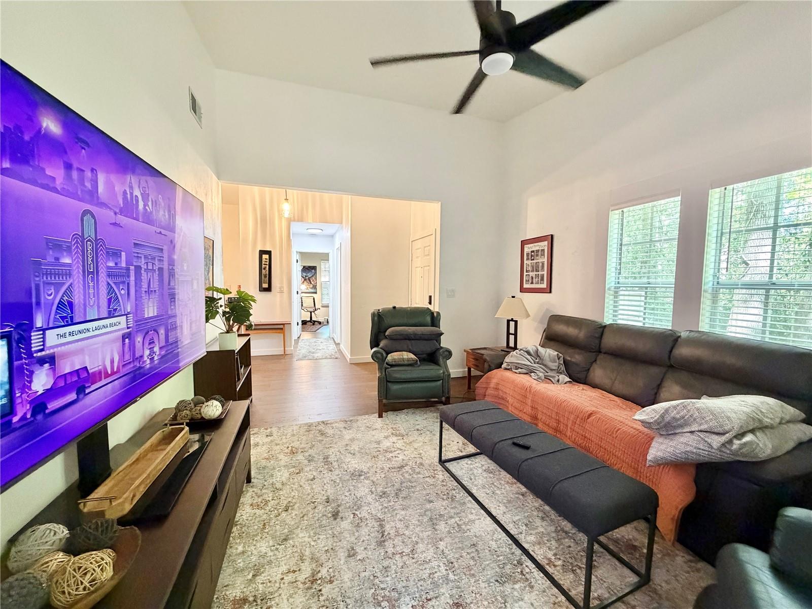 Image 7 of 26 For 421 48th Boulevard