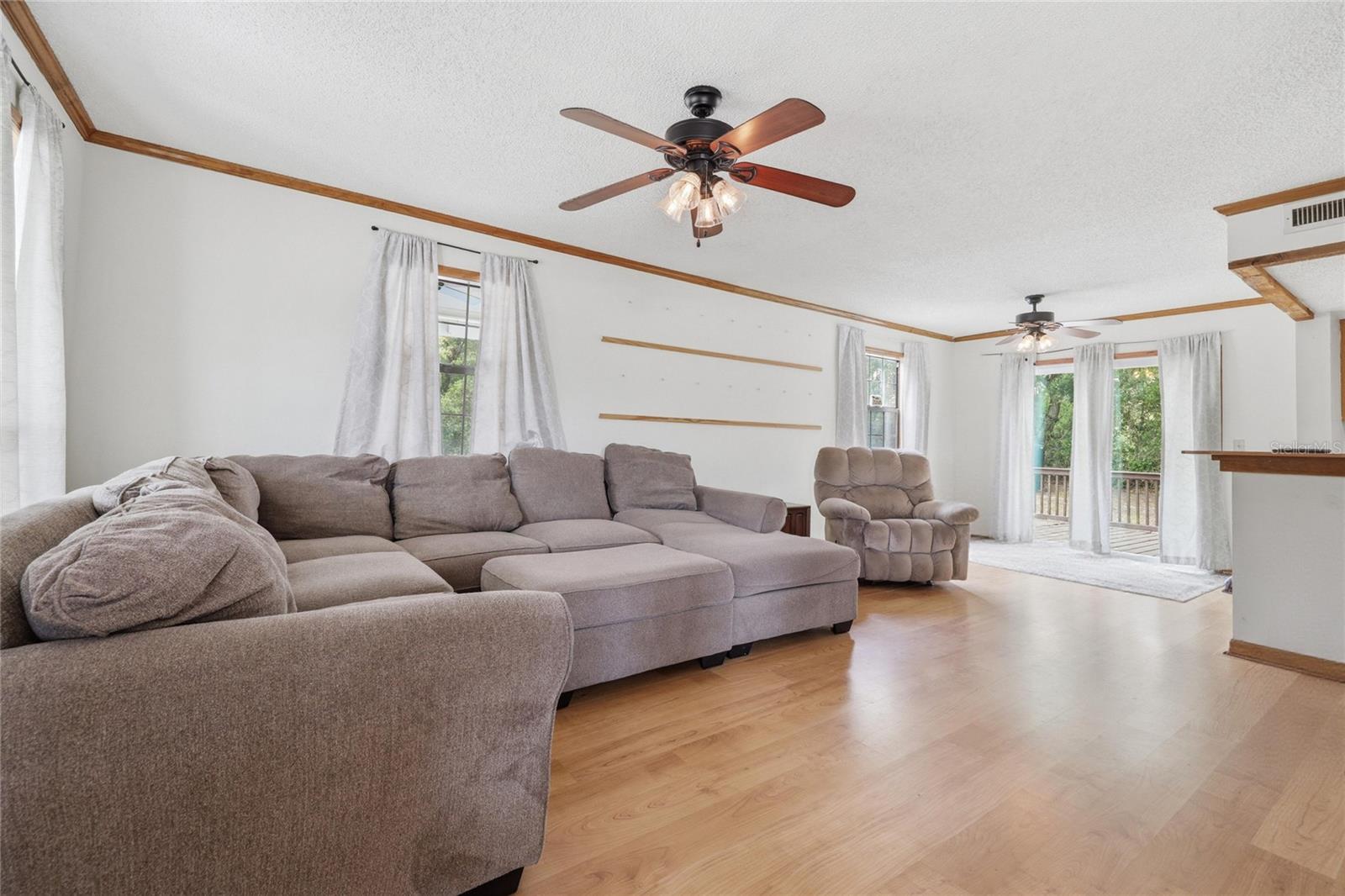 Image 11 of 27 For 9270 157th Place