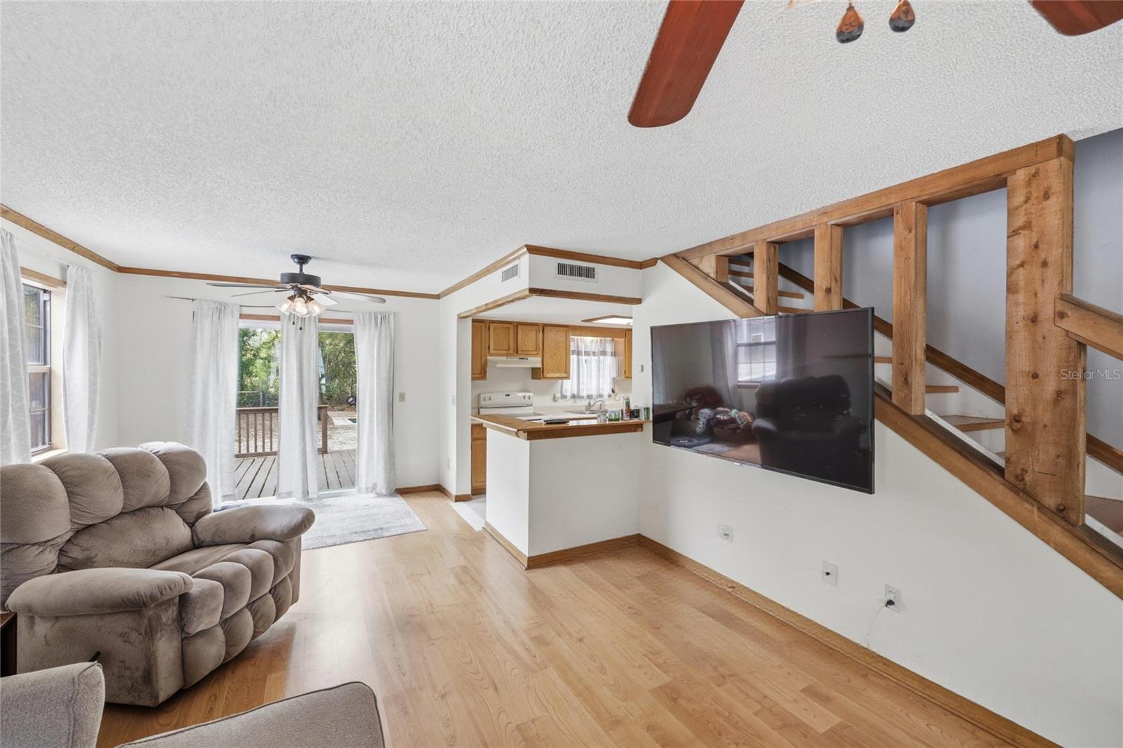 Image 12 of 27 For 9270 157th Place