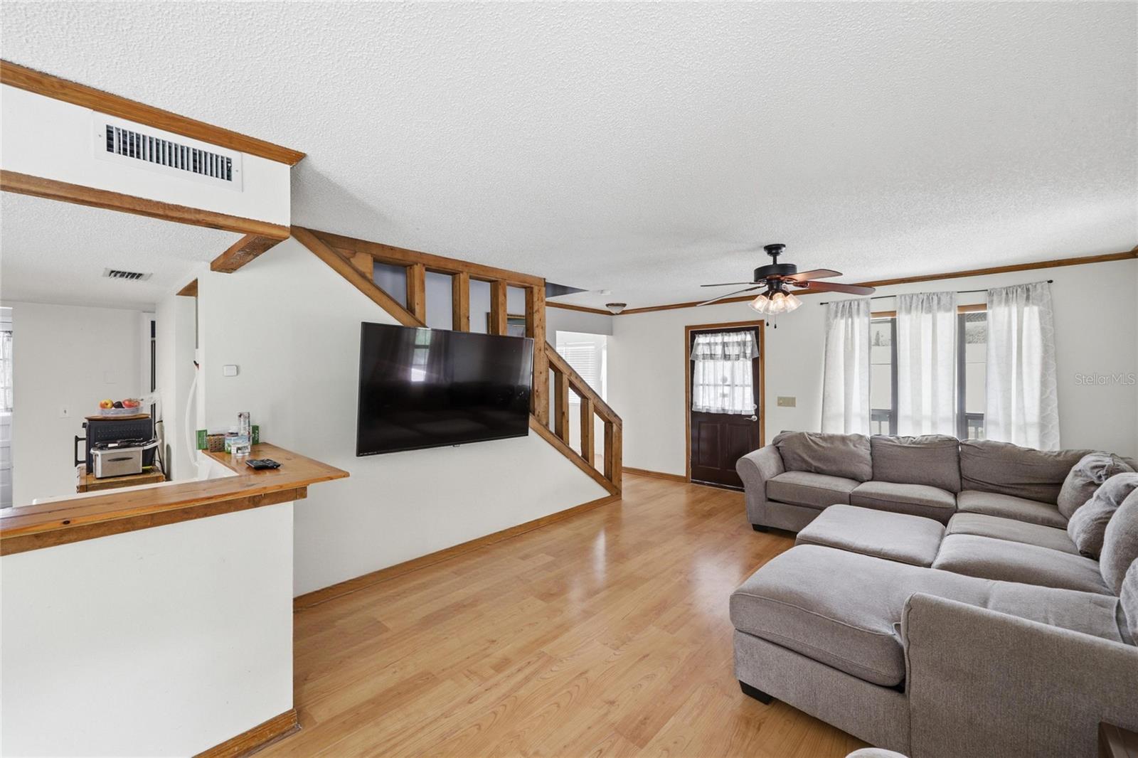 Image 13 of 27 For 9270 157th Place