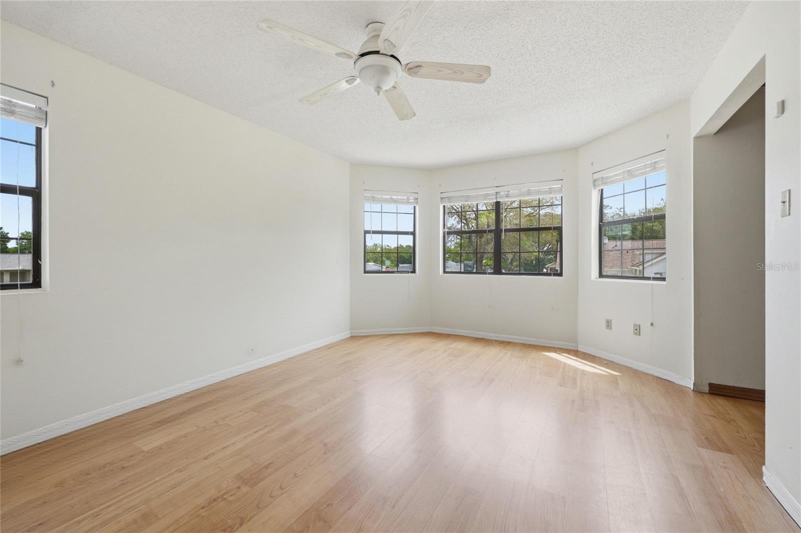 Image 15 of 27 For 9270 157th Place