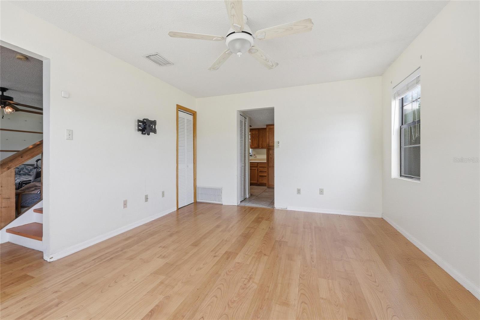 Image 16 of 27 For 9270 157th Place