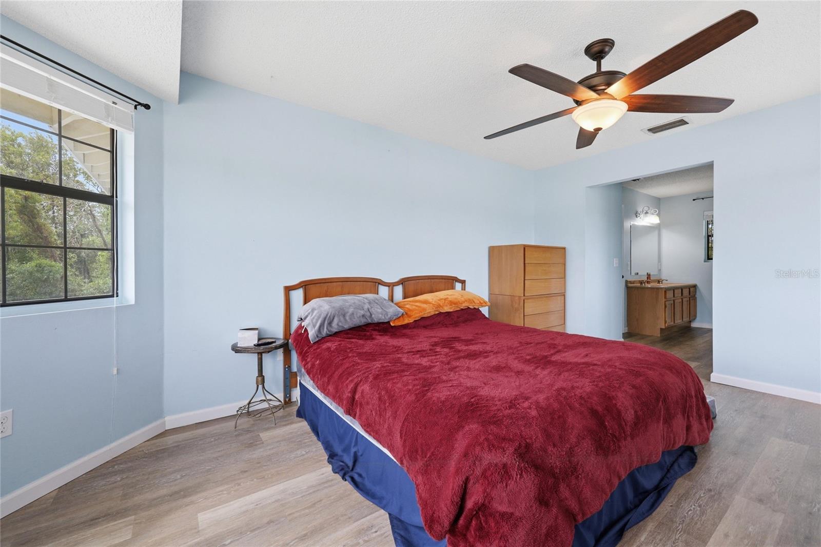 Image 19 of 27 For 9270 157th Place