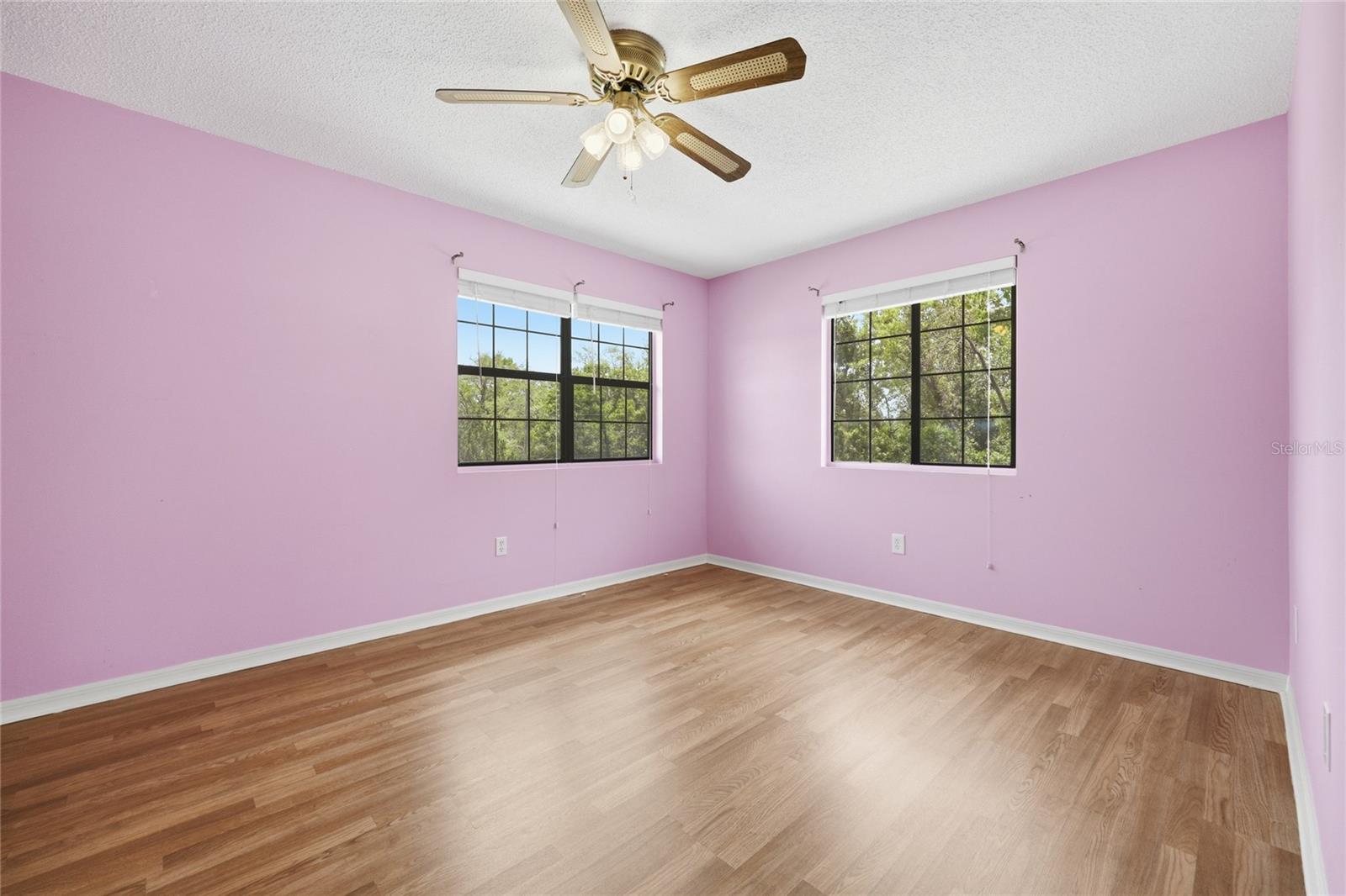 Image 23 of 27 For 9270 157th Place