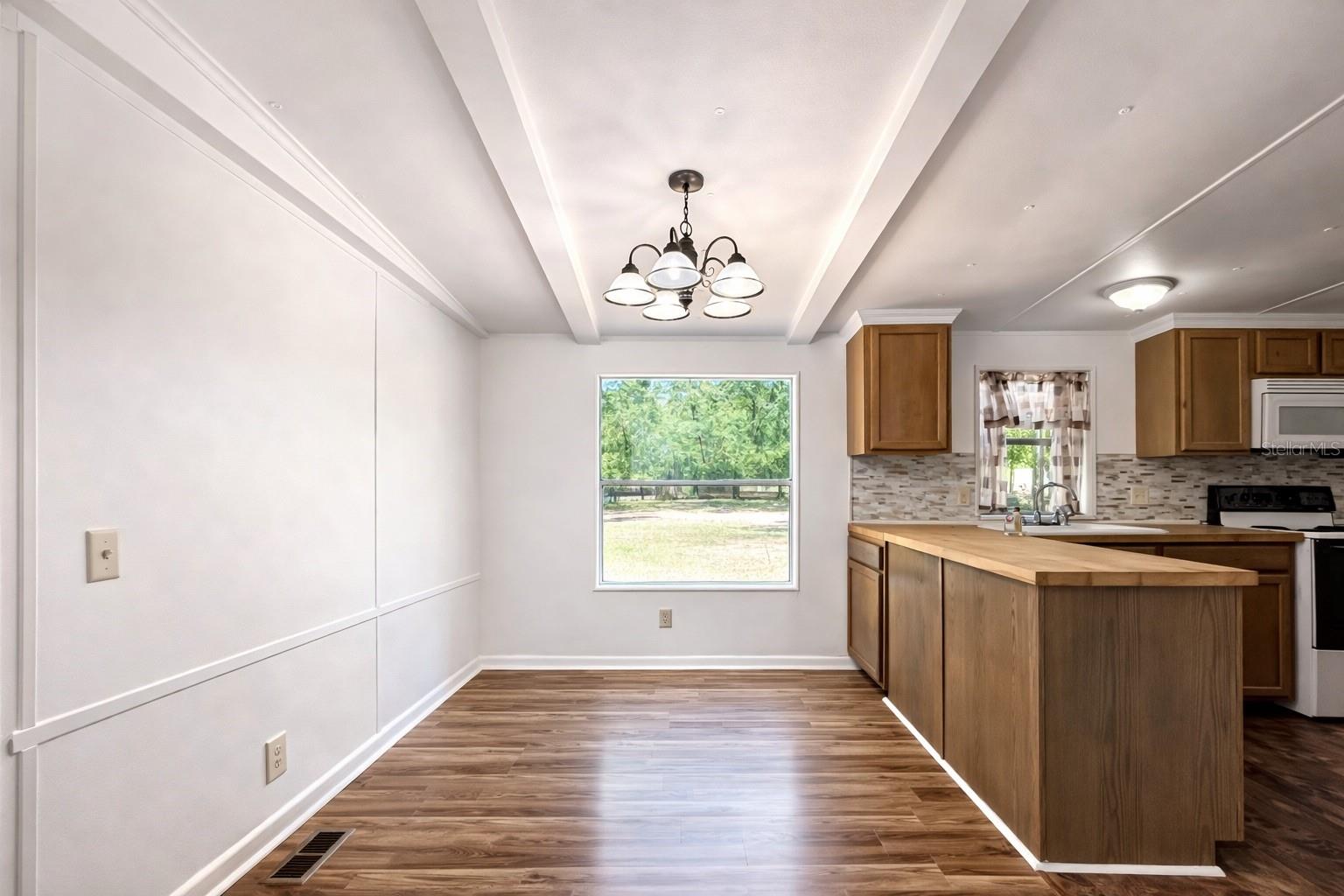 Image 5 of 20 For 2414 121st Avenue
