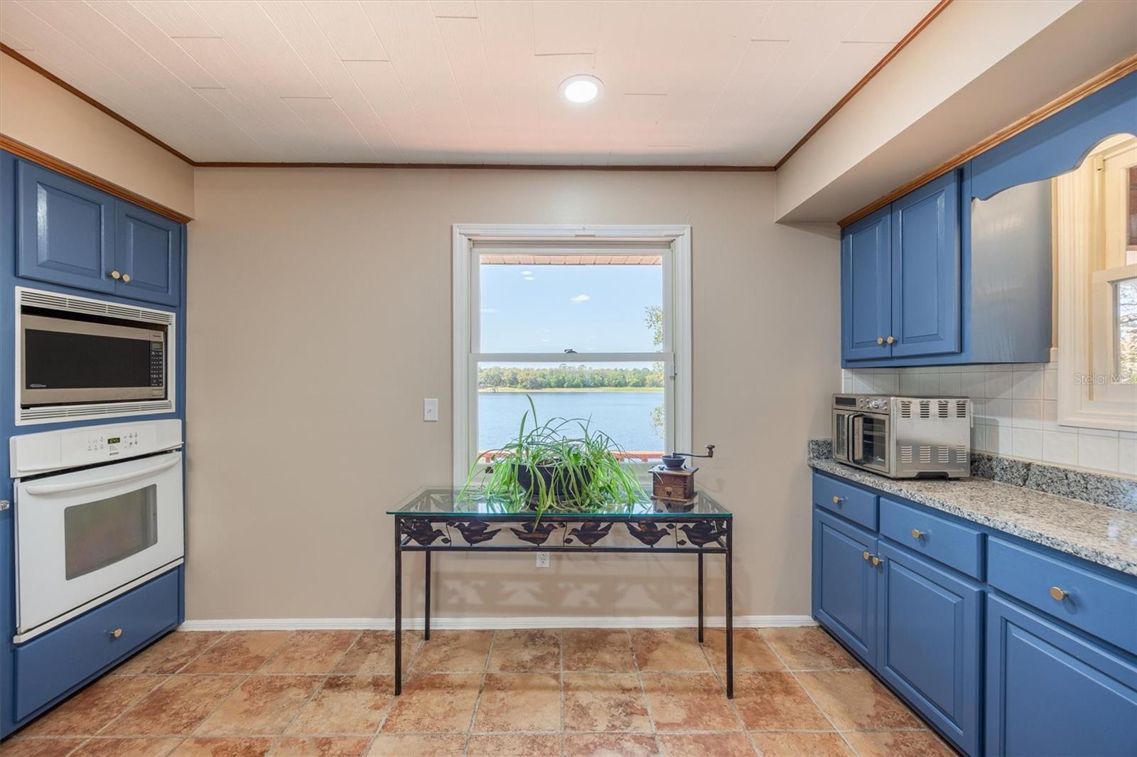 Image 14 of 96 For 111 Kirby Trail