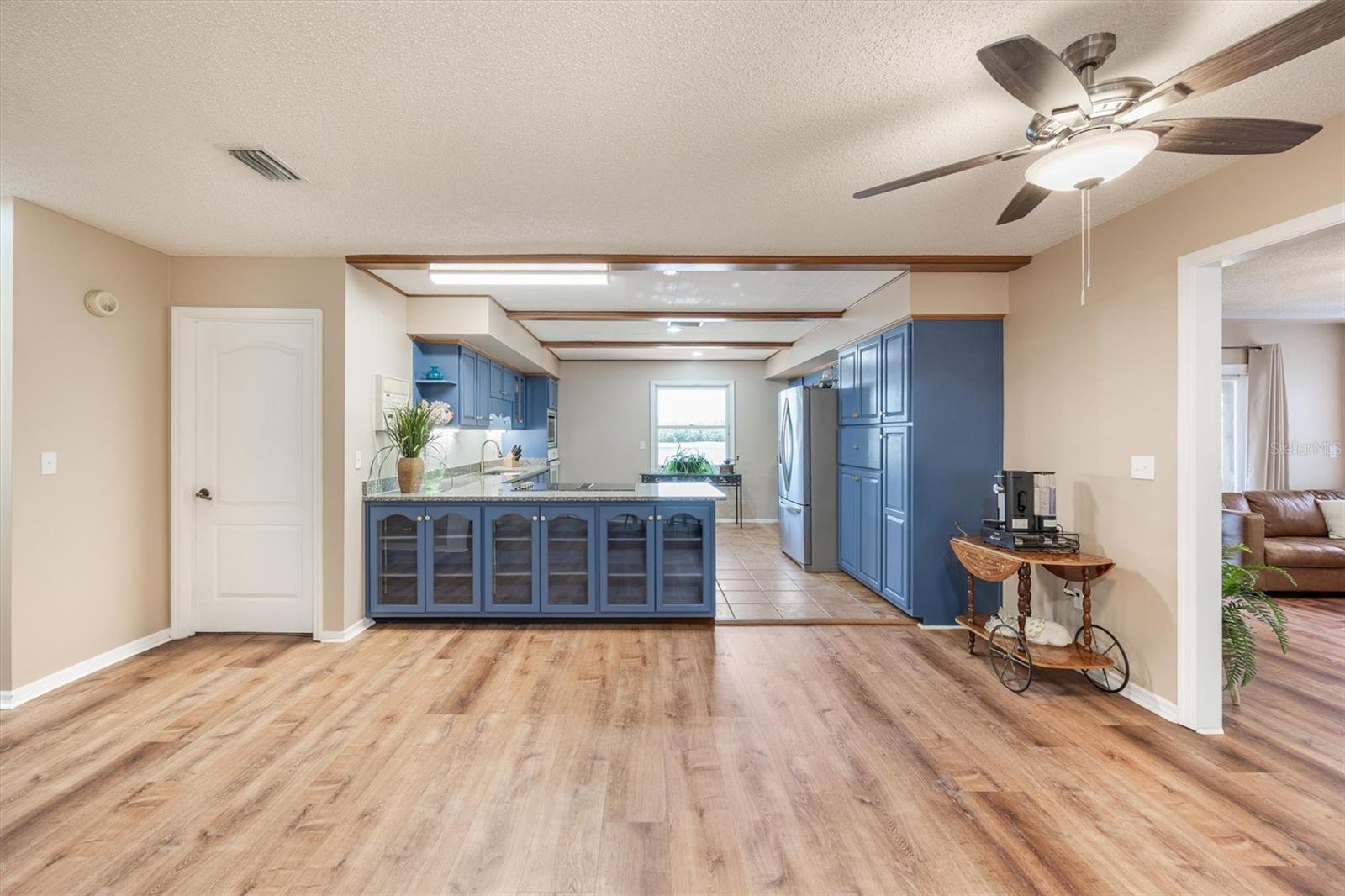 Image 15 of 96 For 111 Kirby Trail