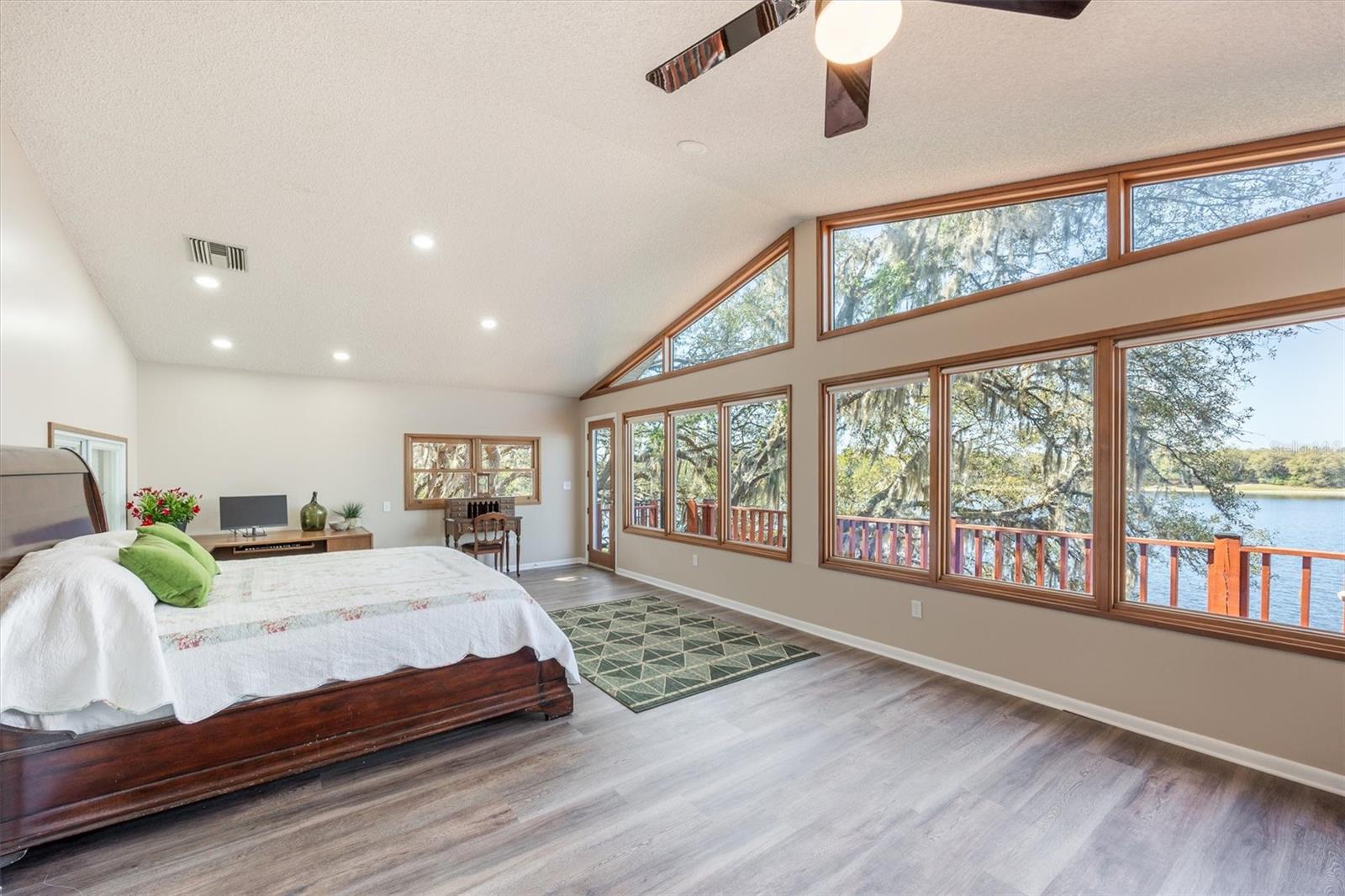 Image 22 of 96 For 111 Kirby Trail