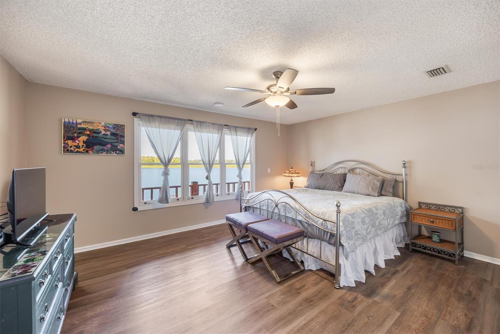 Image 35 of 96 For 111 Kirby Trail