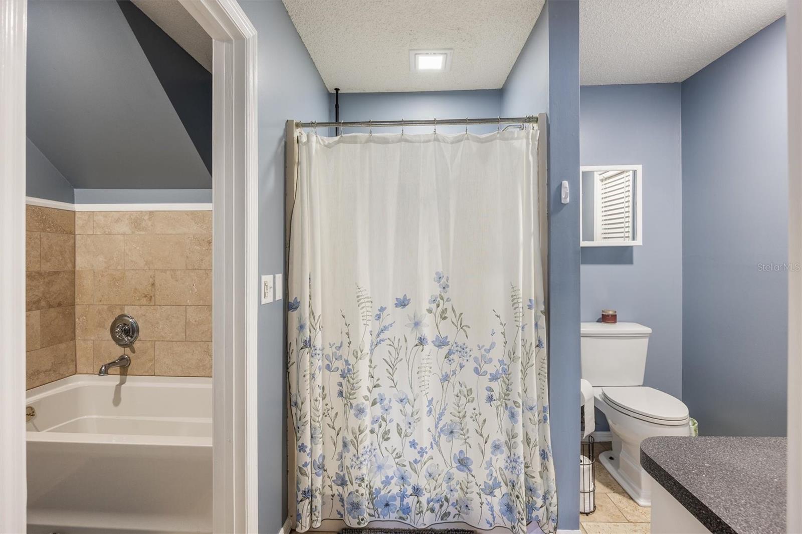 Image 40 of 96 For 111 Kirby Trail