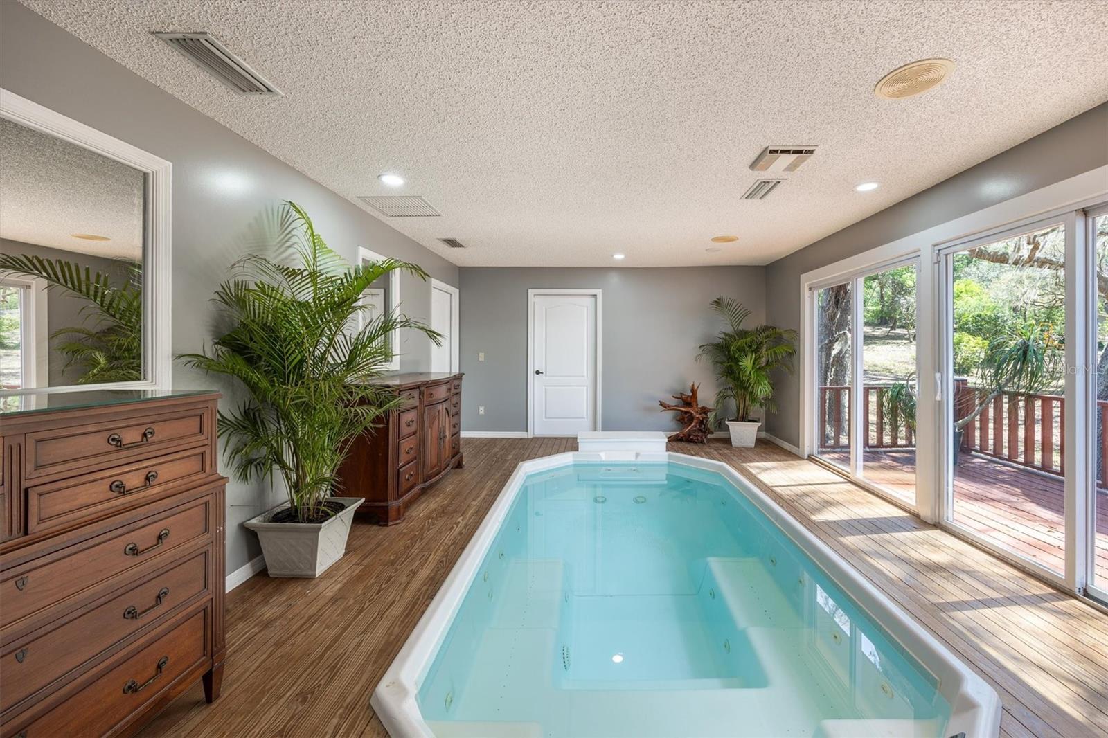 Image 50 of 96 For 111 Kirby Trail