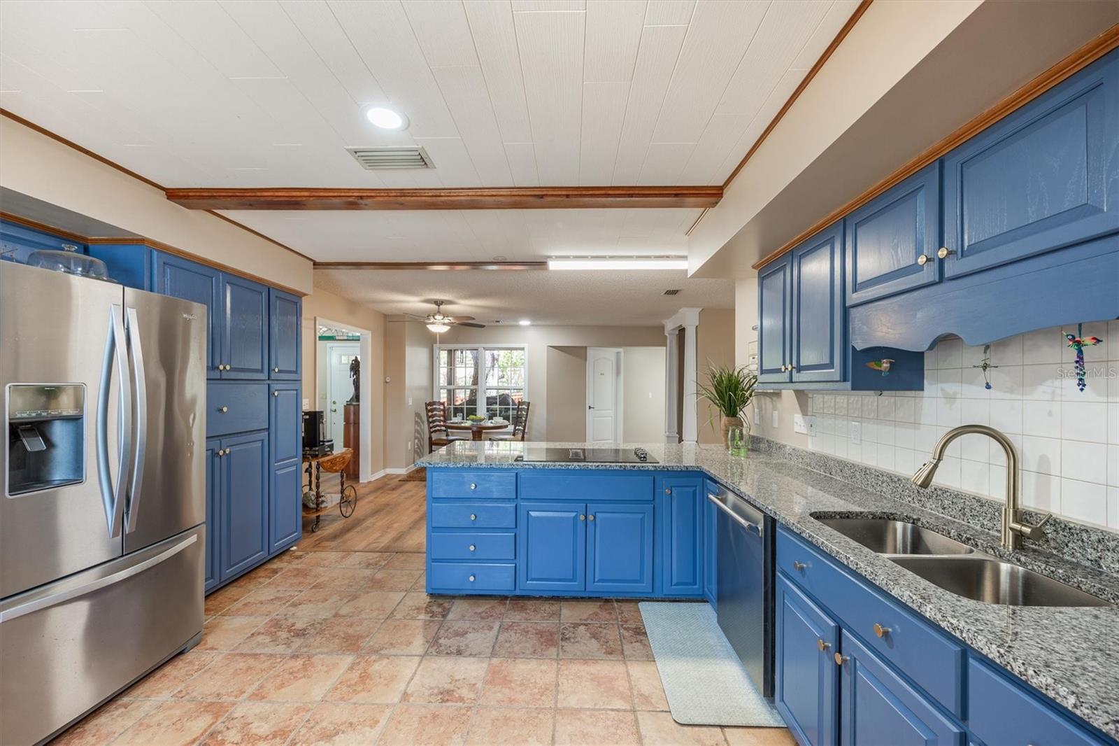 Image 9 of 96 For 111 Kirby Trail