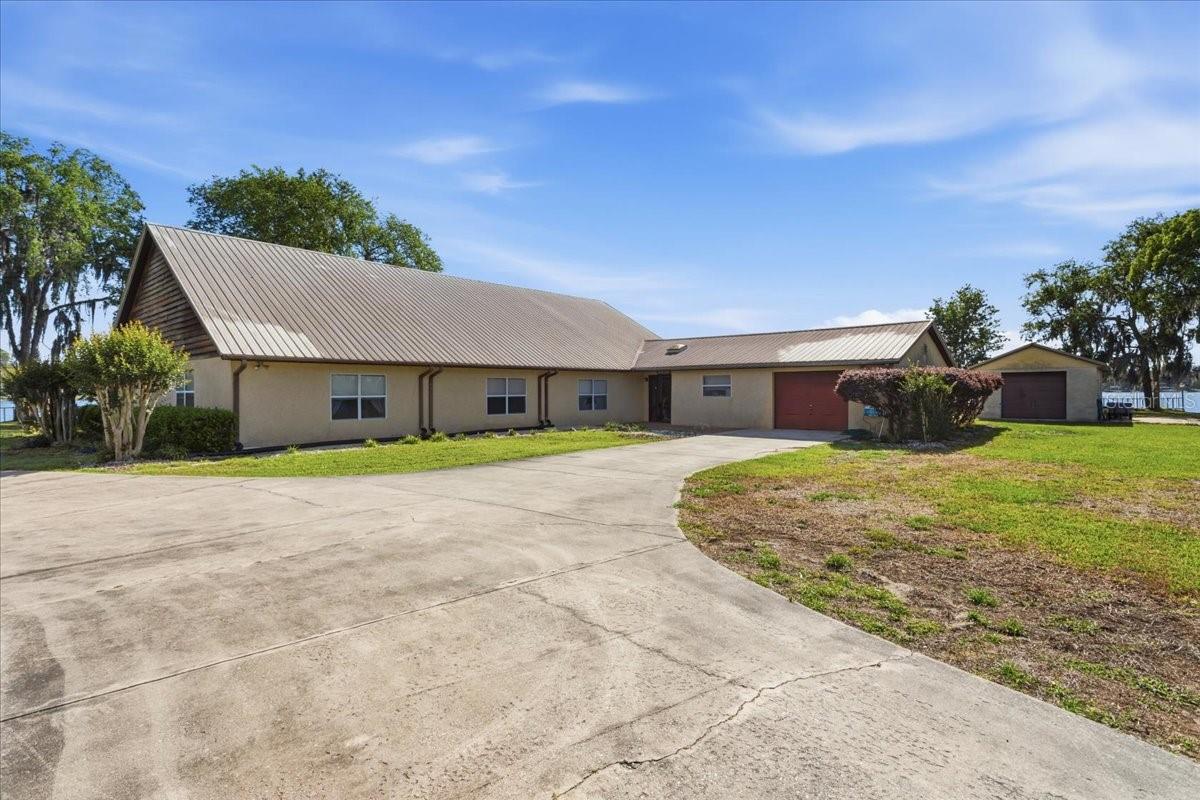 Image 2 of 44 For 229 Lake Ida Point Drive