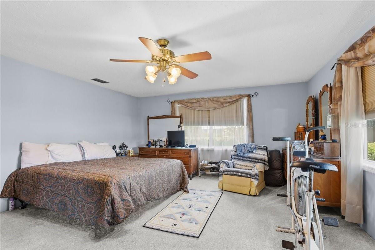 Image 40 of 44 For 229 Lake Ida Point Drive