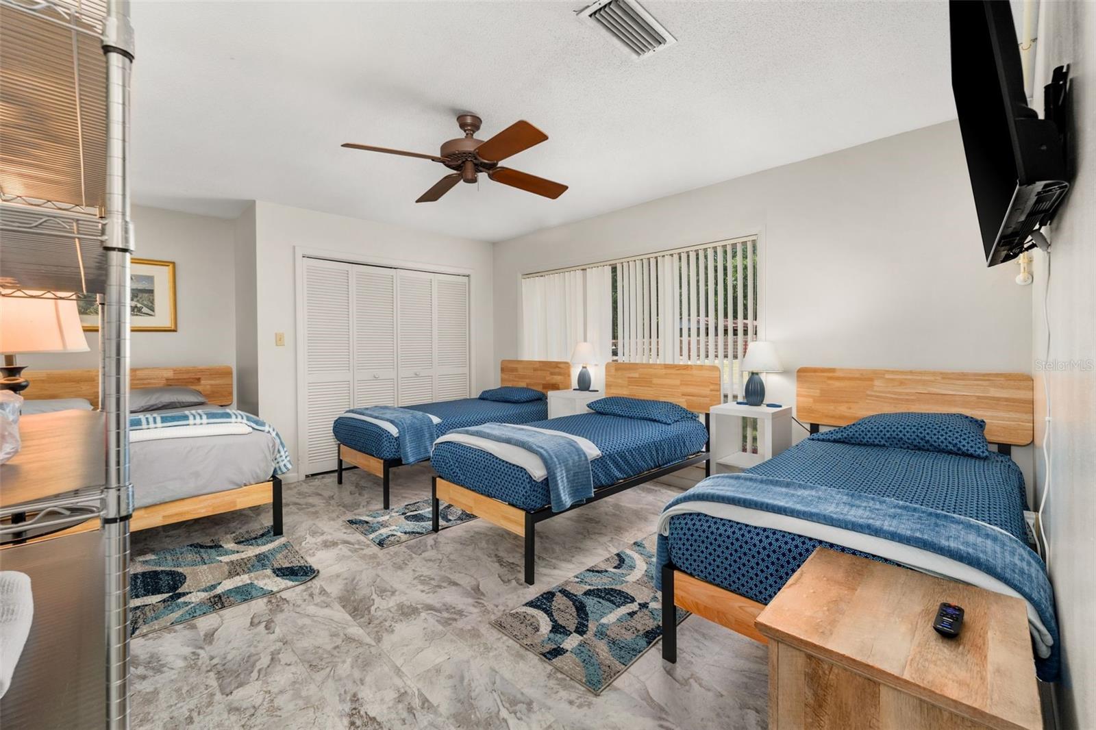 Image 27 of 39 For 9075 190th Avenue Road