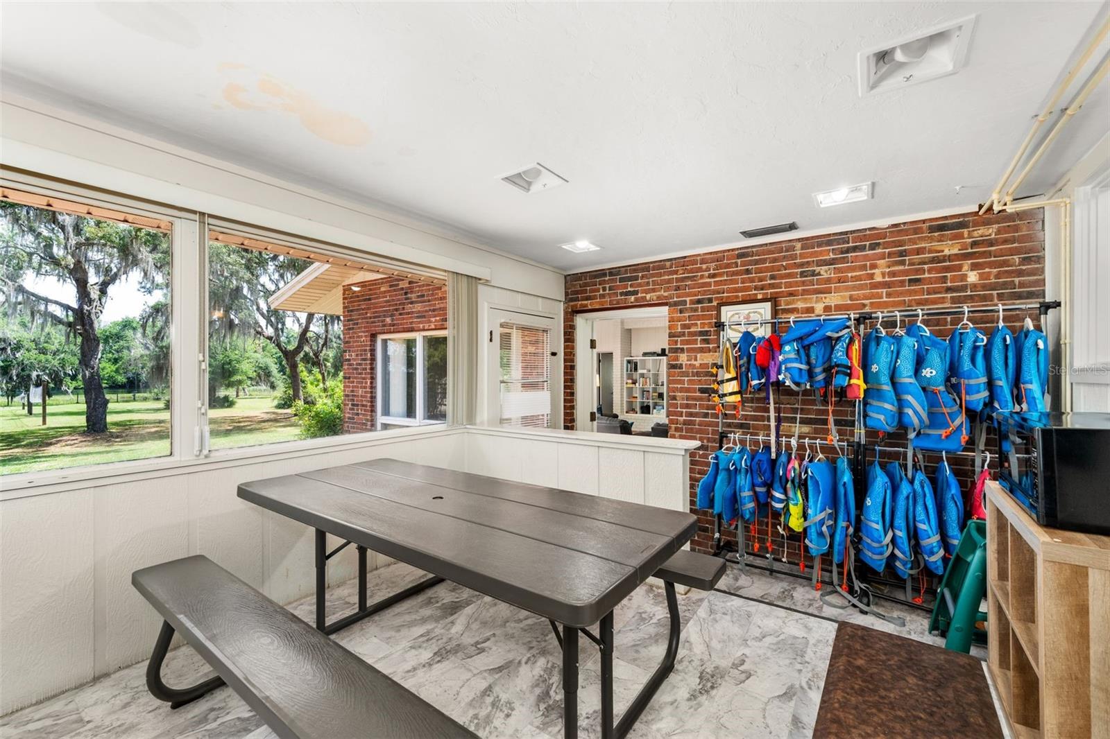 Image 29 of 39 For 9075 190th Avenue Road