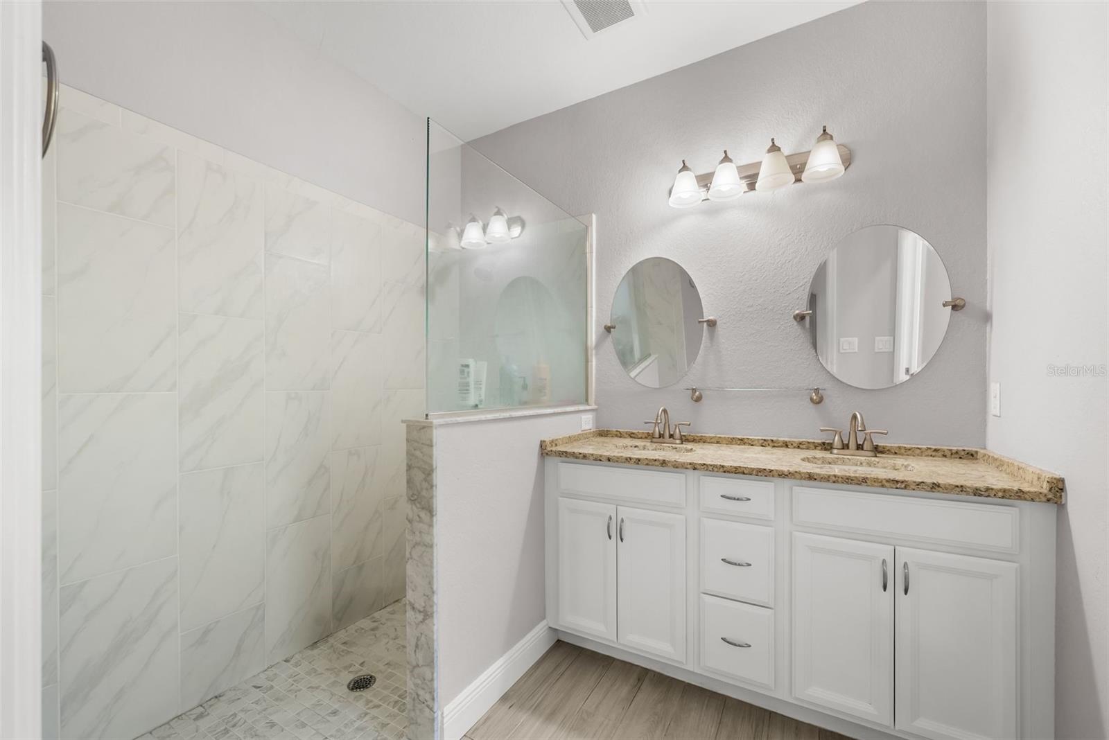 Image 14 of 25 For 13391 Ruffed Grouse Road