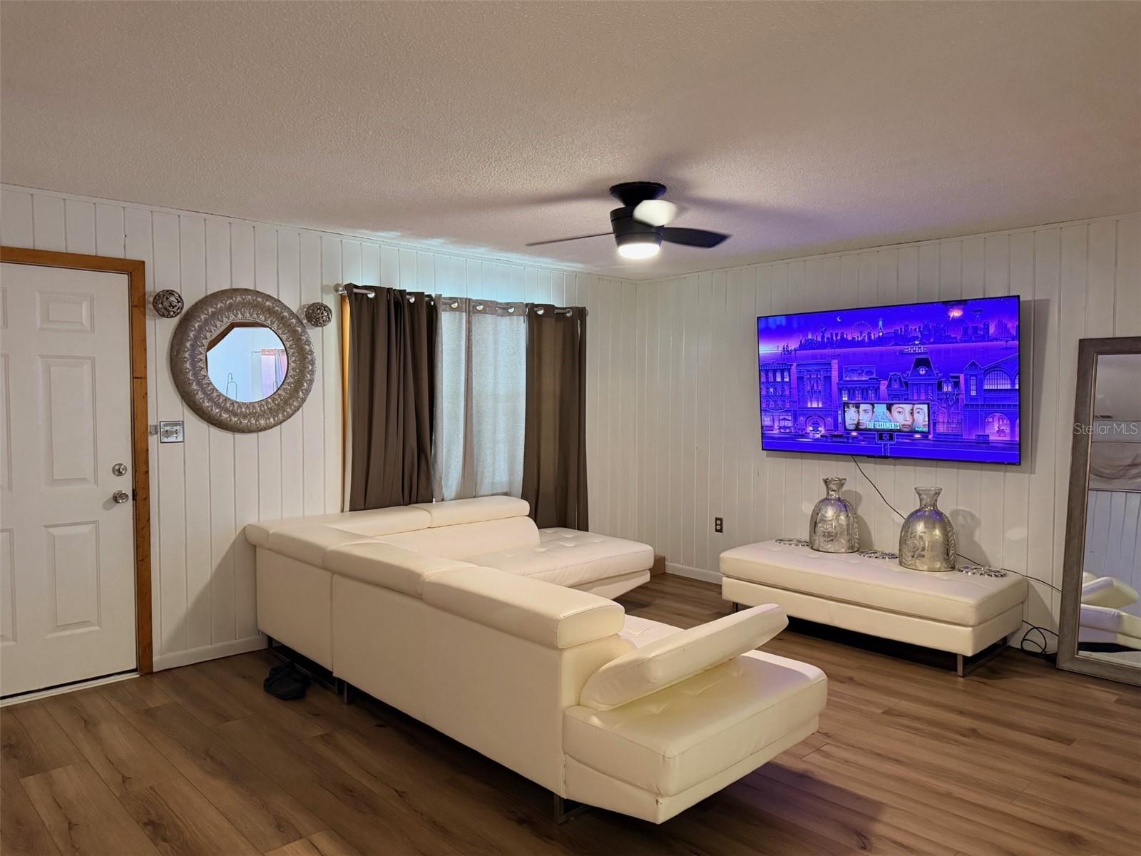 Image 5 of 9 For 205 147 Street