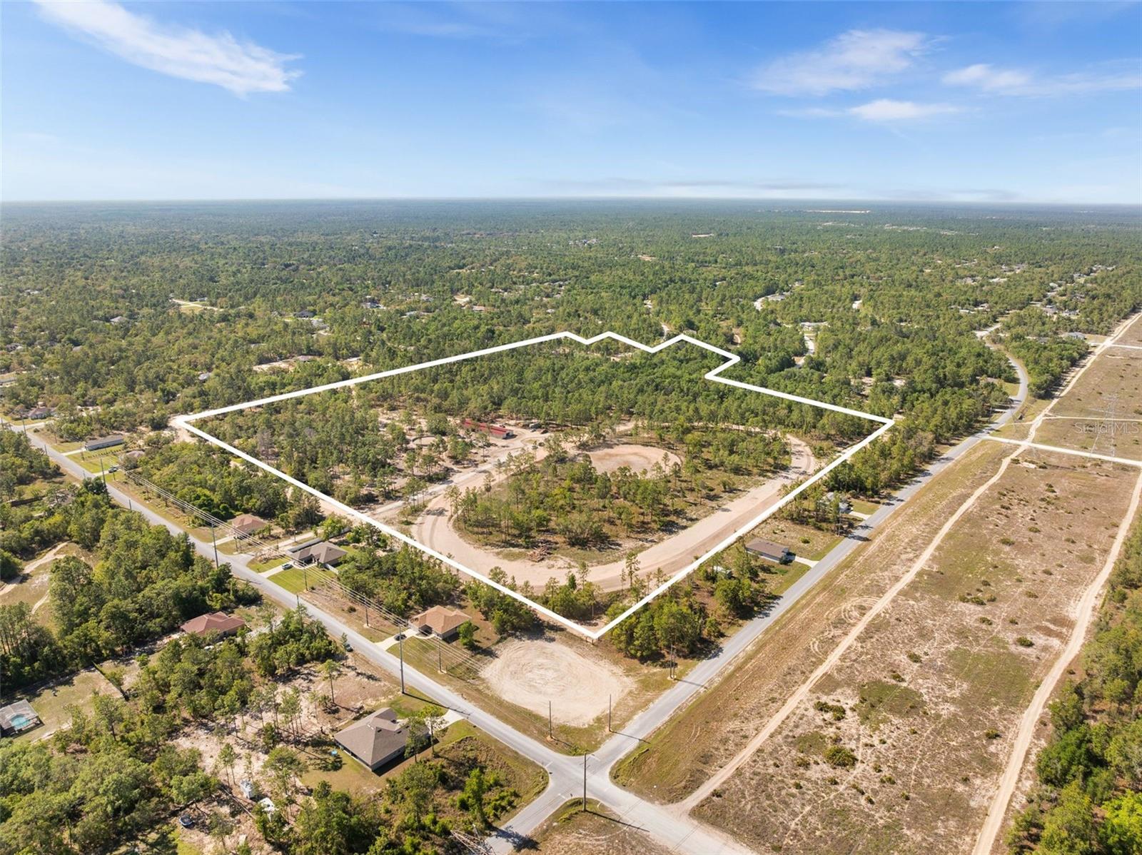 Details for 25723 Bareva Road, WEEKI WACHEE, FL 34614