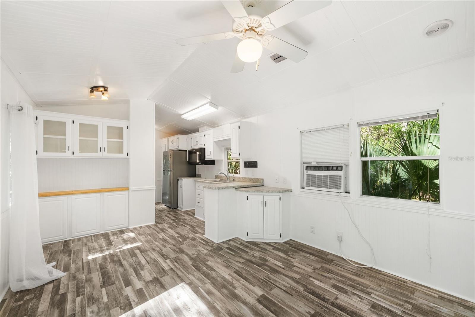 Image 30 of 55 For 25723 Bareva Road