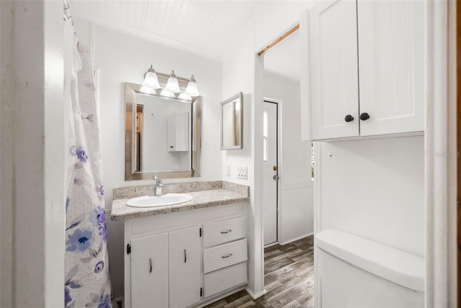 Image 33 of 55 For 25723 Bareva Road