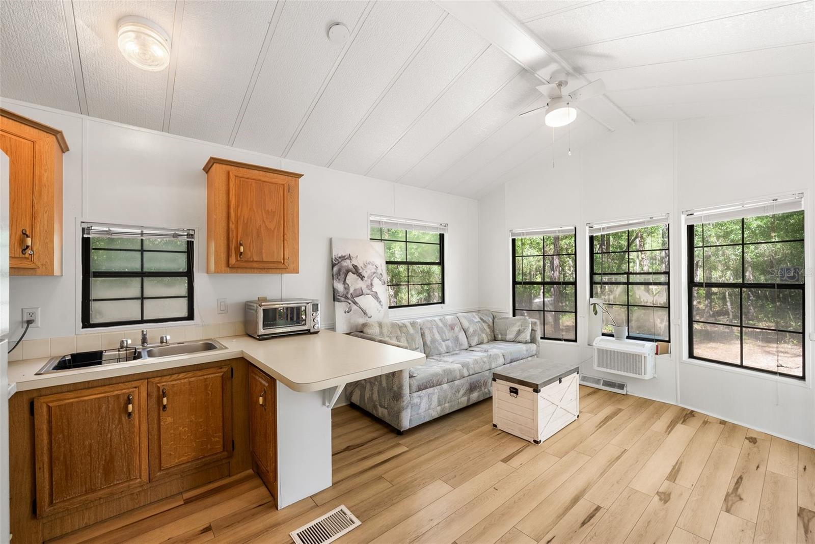 Image 37 of 55 For 25723 Bareva Road