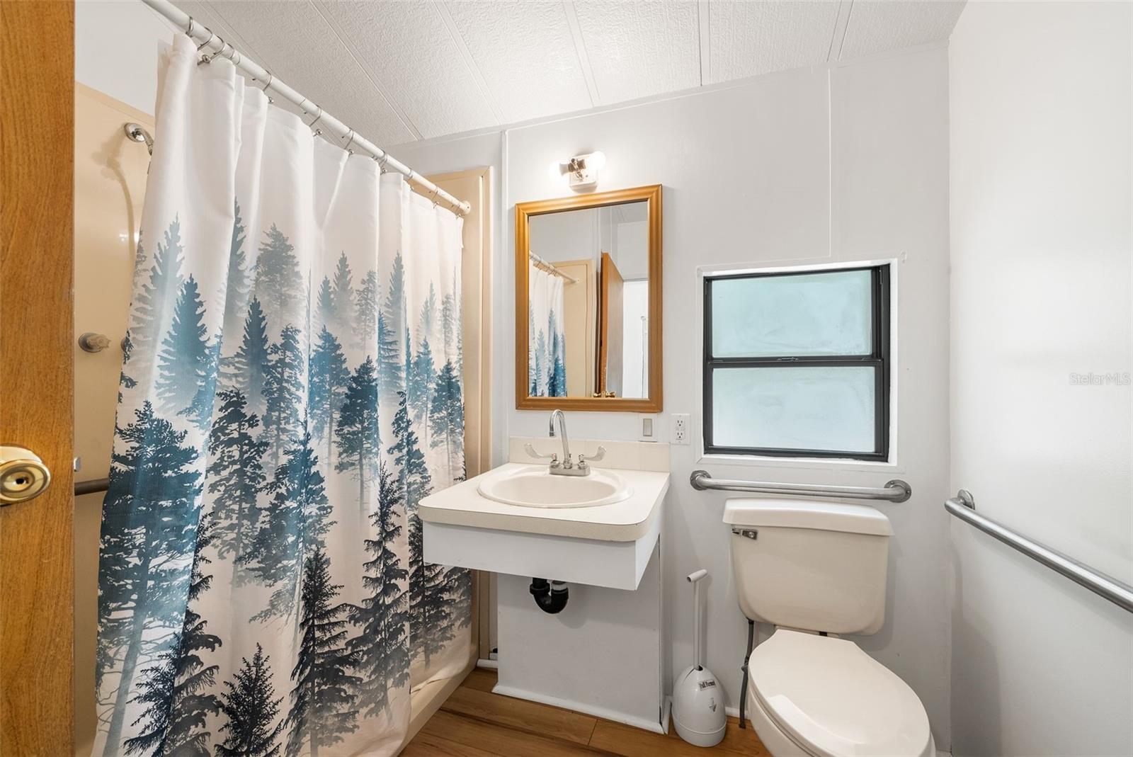 Image 39 of 55 For 25723 Bareva Road