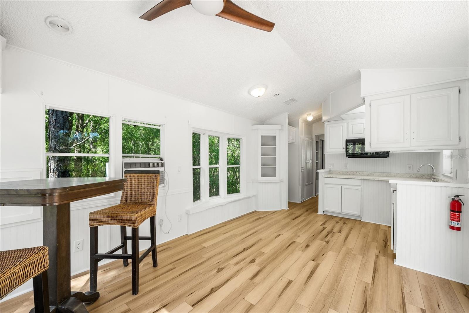 Image 40 of 55 For 25723 Bareva Road