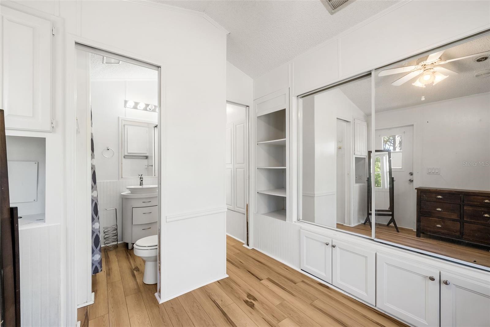 Image 46 of 55 For 25723 Bareva Road