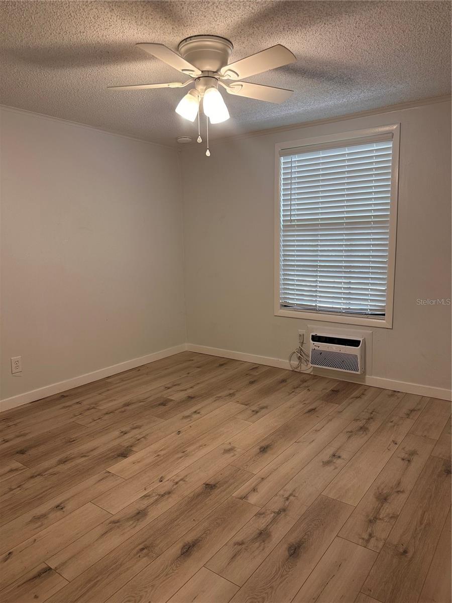 Image 5 of 6 For 2490 14th Drive 35