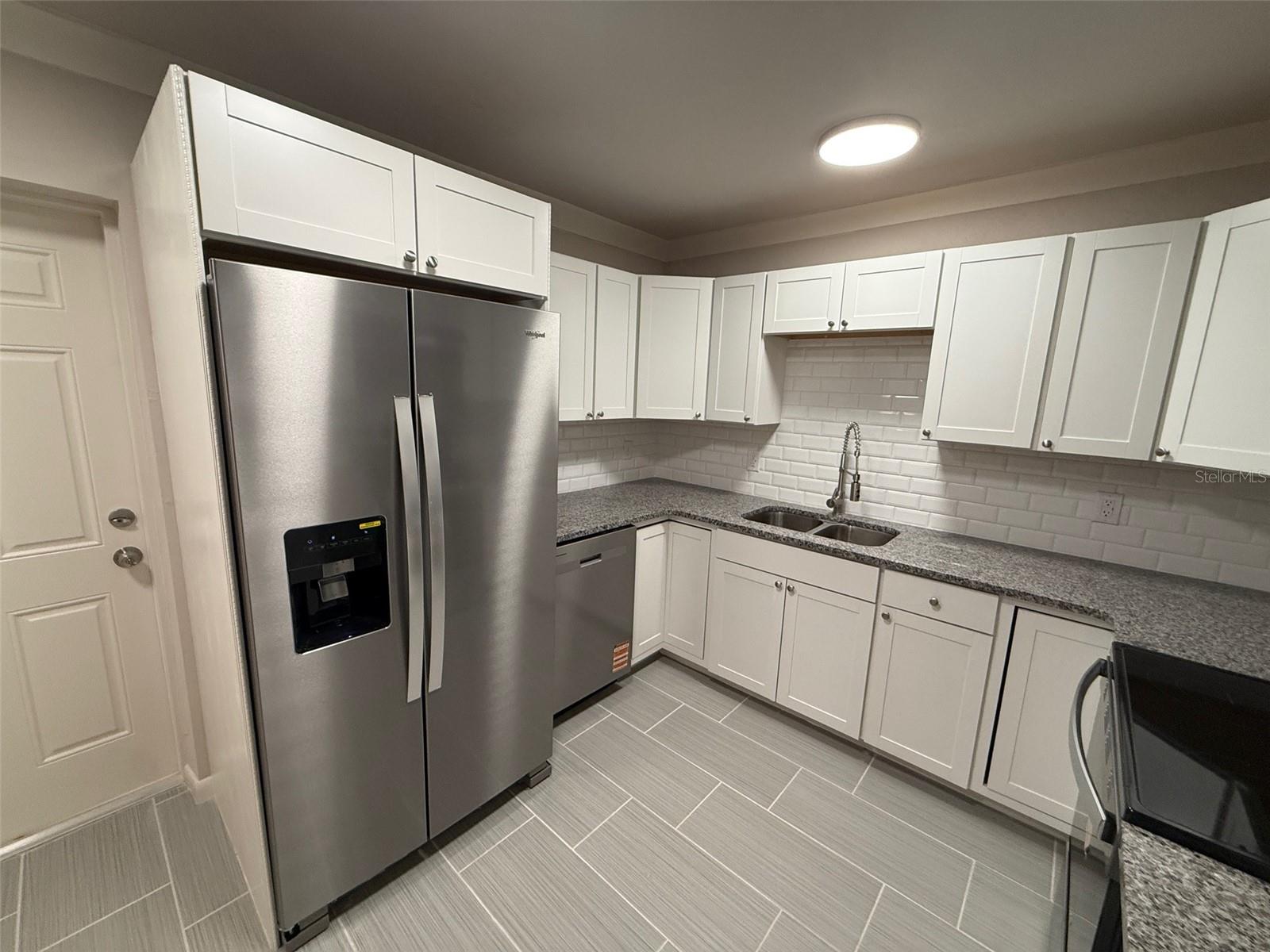 Image 5 of 16 For 1013 41st Avenue