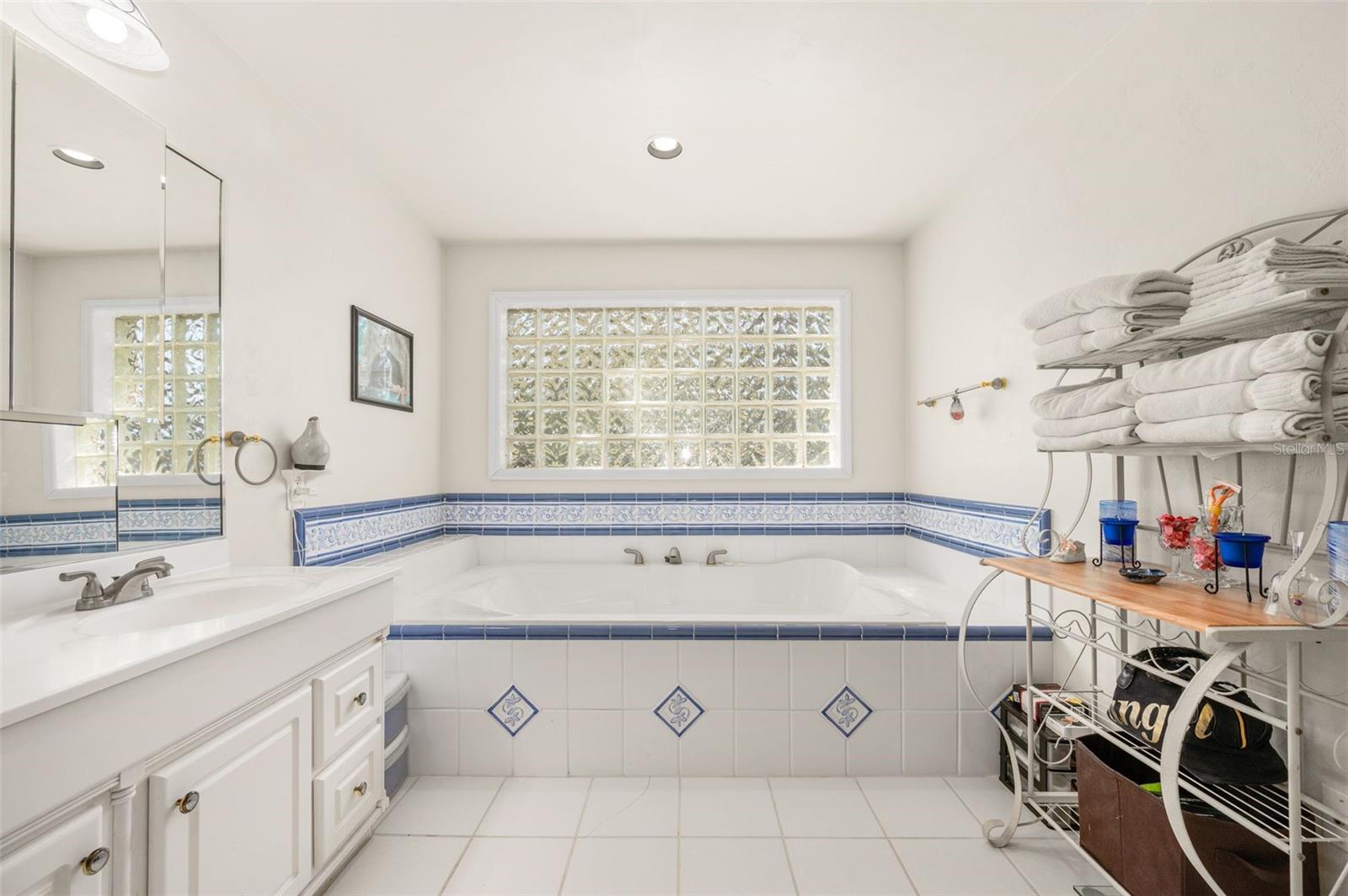 Image 27 of 66 For 6459 County Road 337