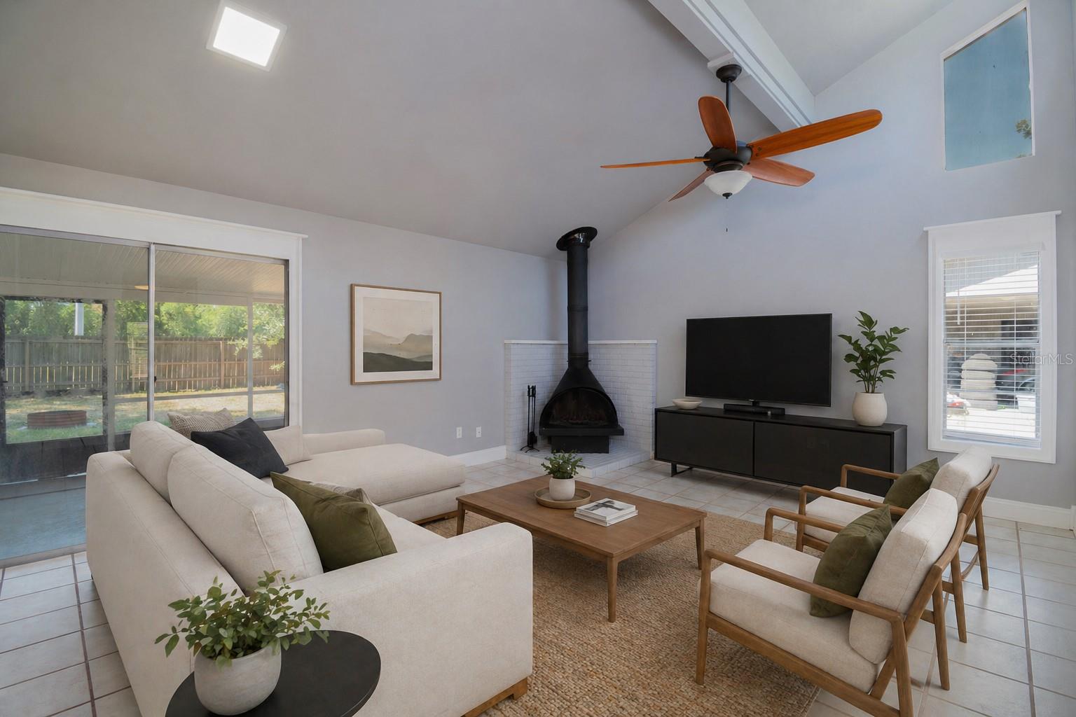 Image 4 of 27 For 2411 54th Avenue