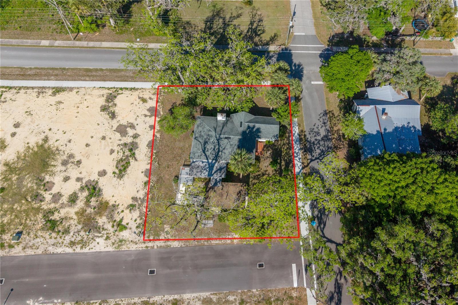 Image 15 of 42 For 25749 1st Avenue