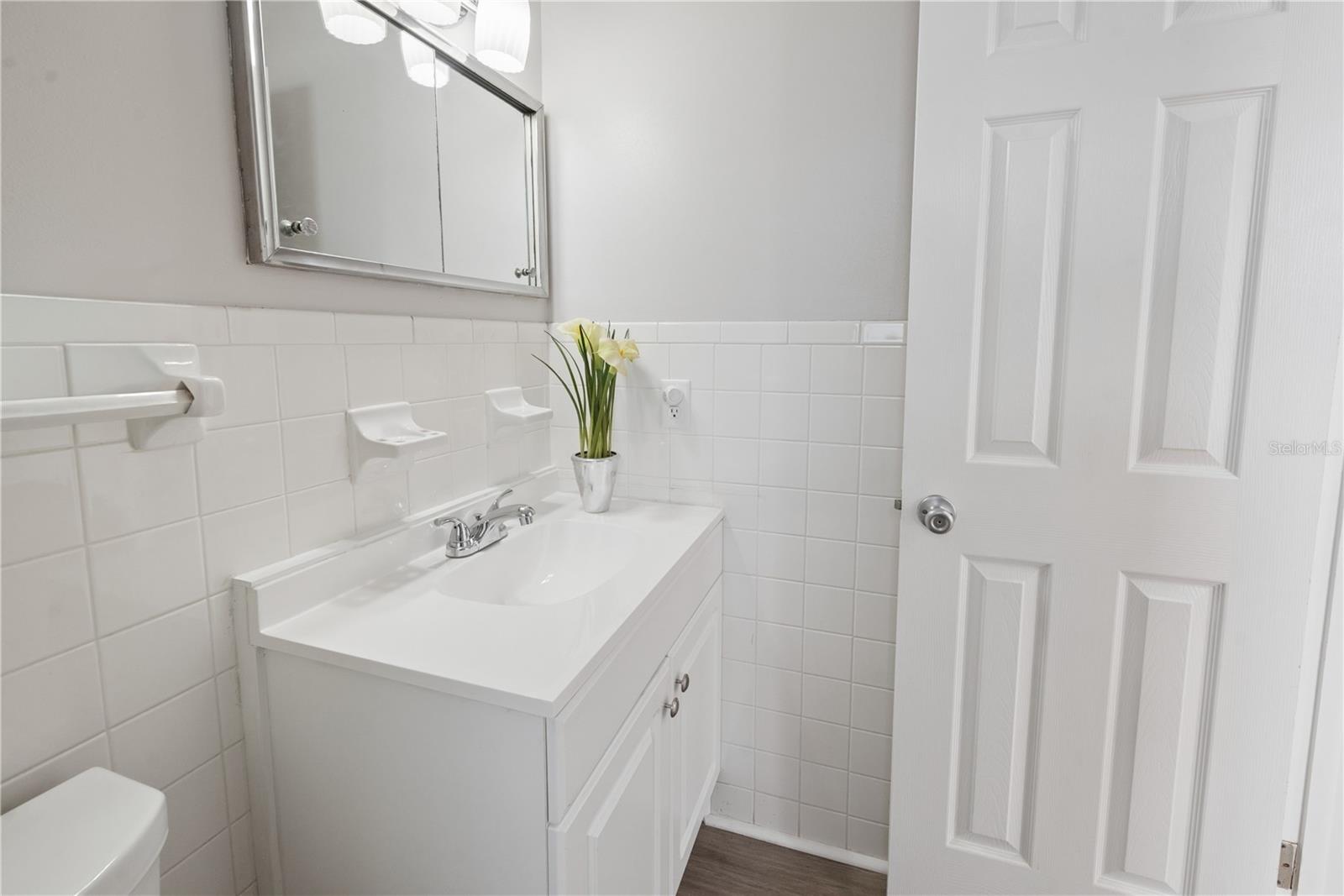 Image 30 of 42 For 25749 1st Avenue
