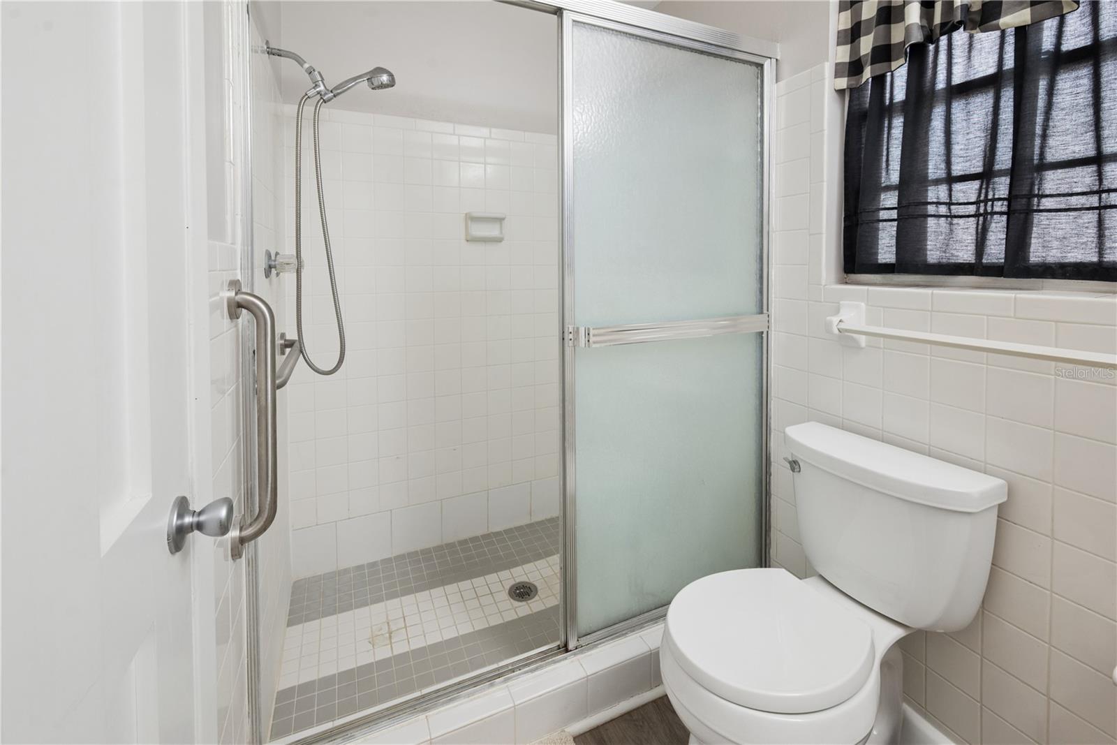 Image 41 of 42 For 25749 1st Avenue