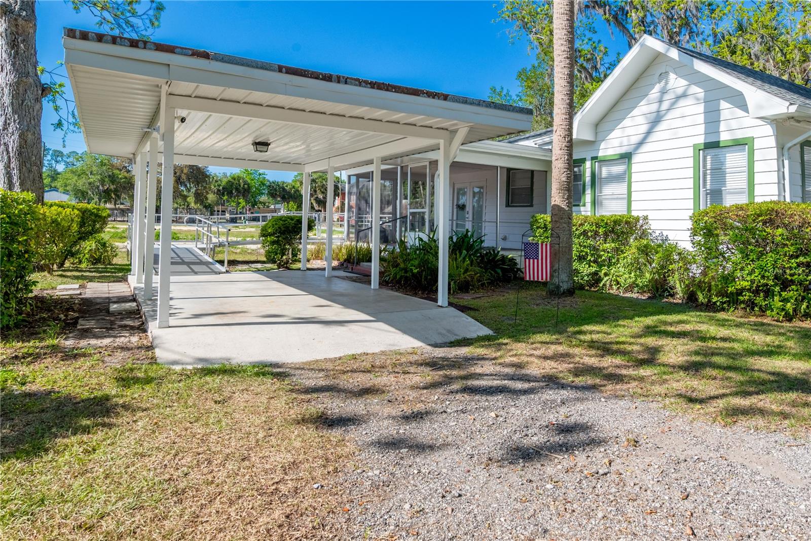 Image 9 of 42 For 25749 1st Avenue