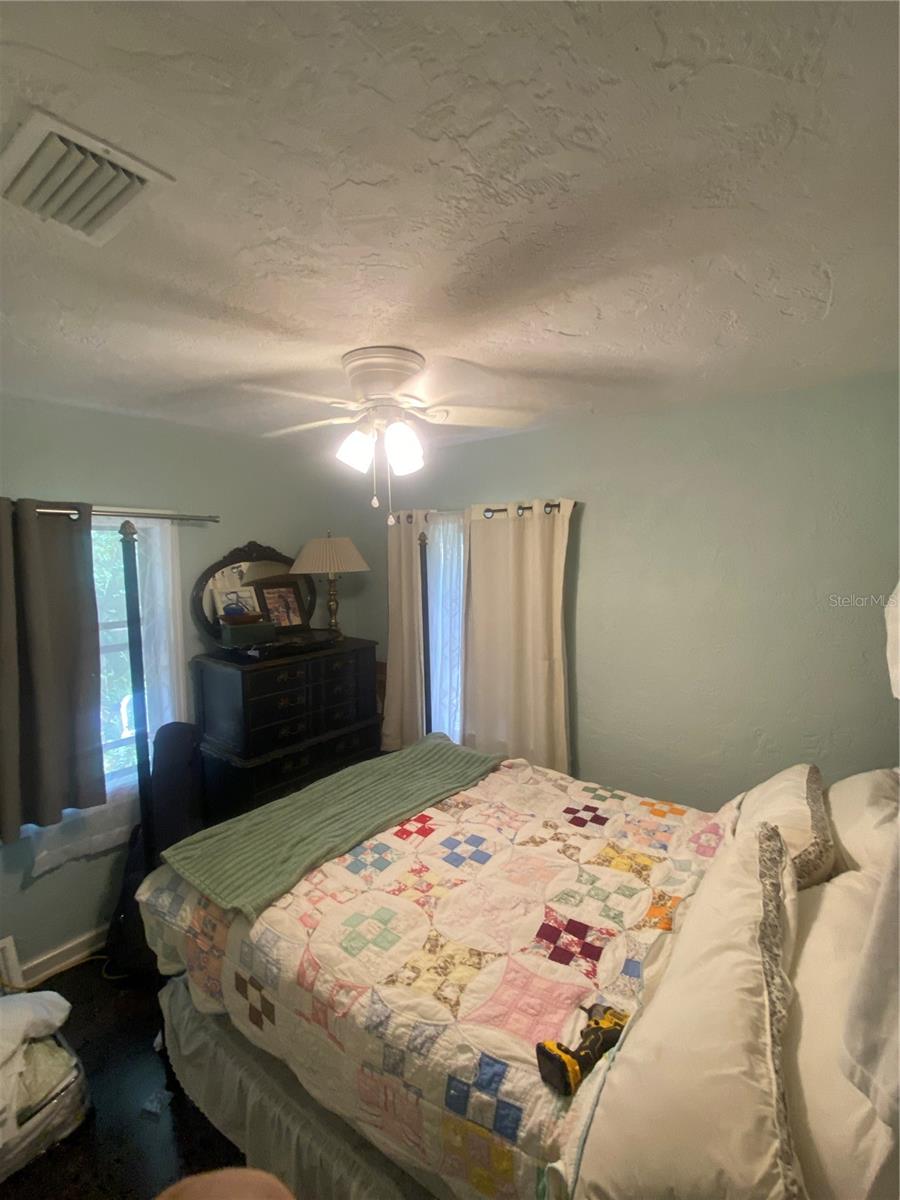 Image 11 of 15 For 1231 9th Street W