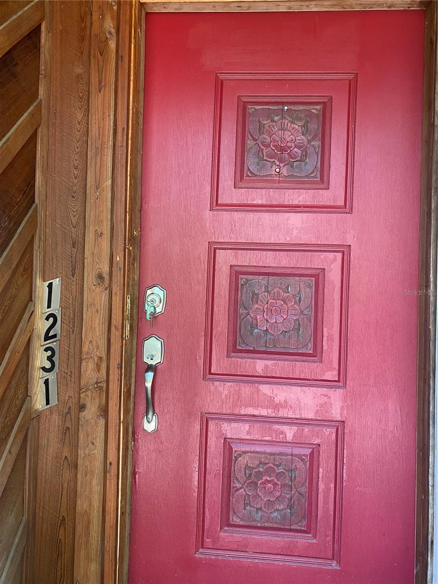 Image 3 of 15 For 1231 9th Street W