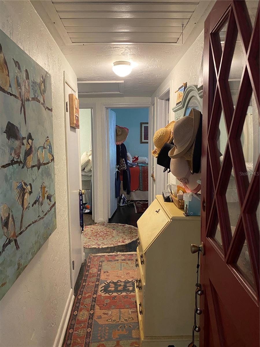 Image 6 of 15 For 1231 9th Street W