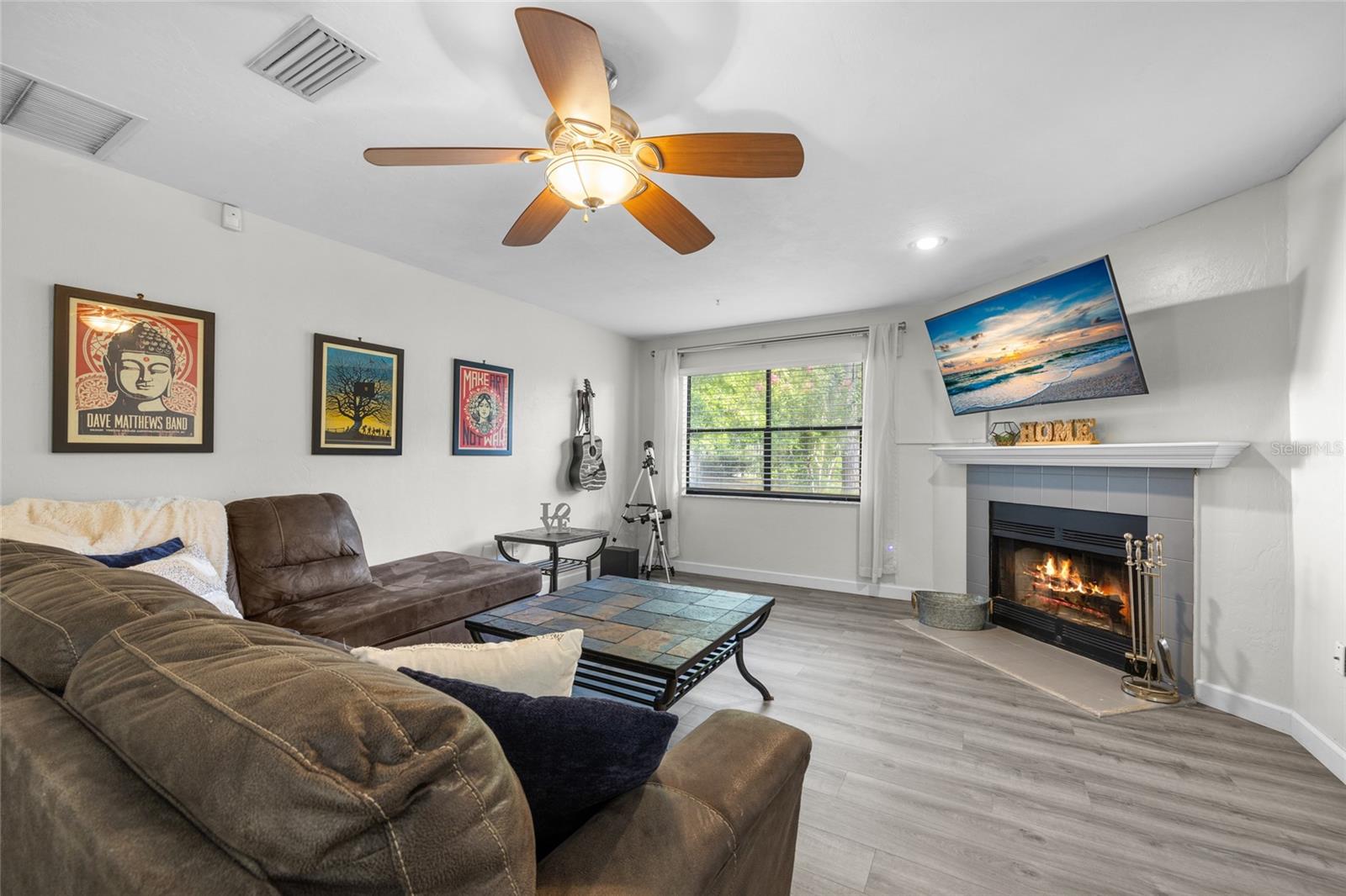 Image 12 of 46 For 7804 47th Court